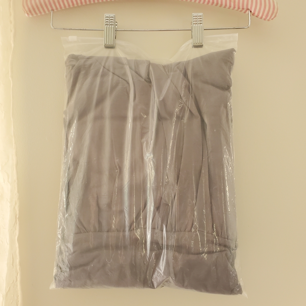 Light Gray Wide Leg Jumpsuit L - Picture 2 of 11